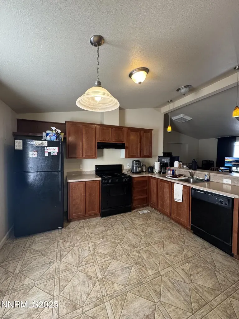 120 Hart Dayton NV 89403
