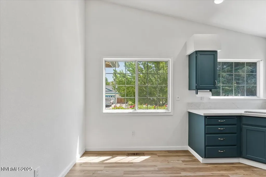 4755 Vista Mountain Sparks NV 89436