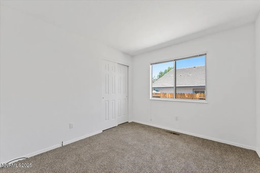 4755 Vista Mountain Sparks NV 89436