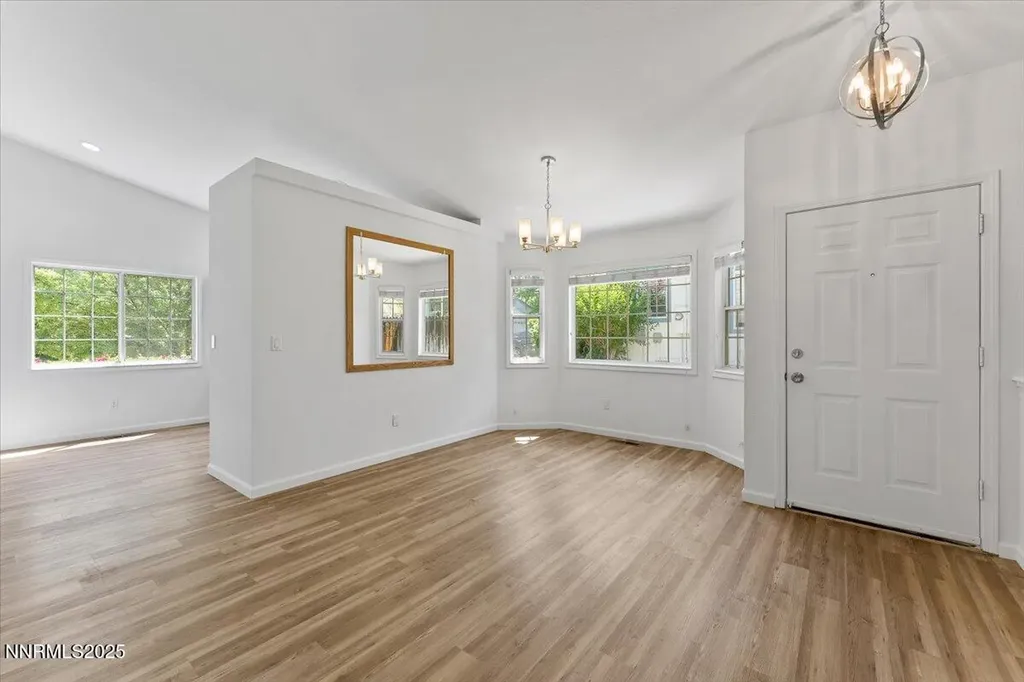4755 Vista Mountain Sparks NV 89436