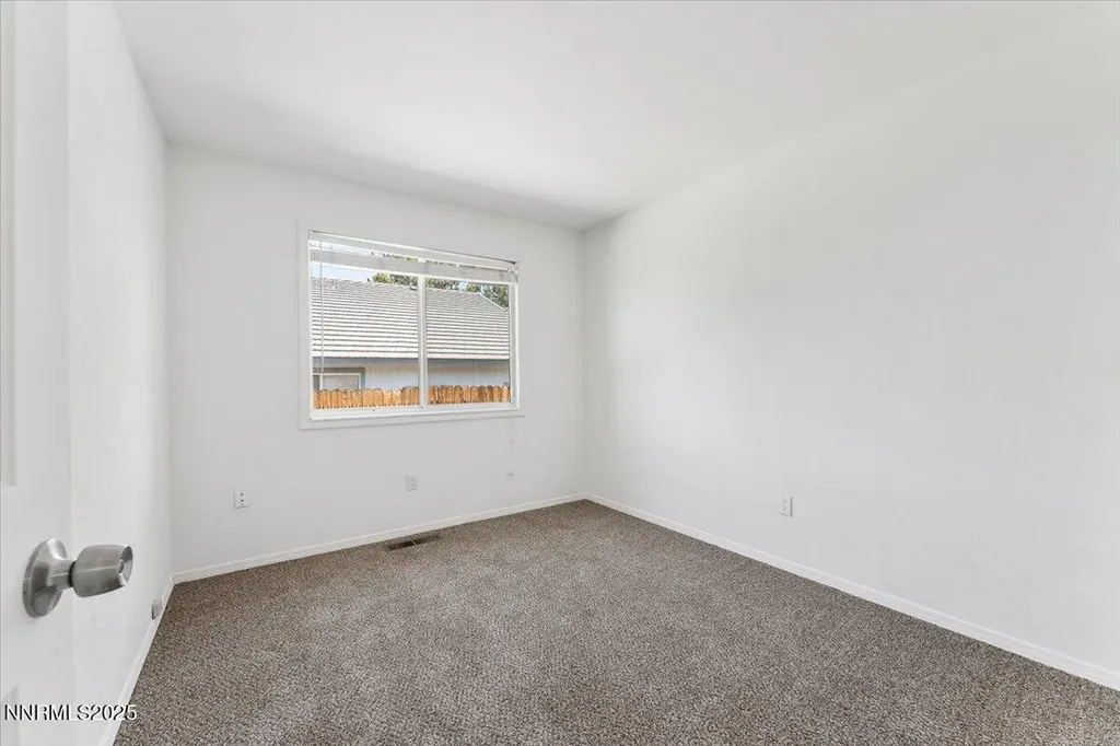 4755 Vista Mountain Sparks NV 89436