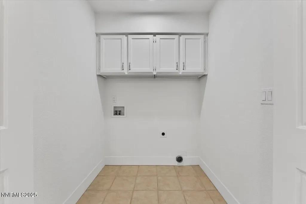 4755 Vista Mountain Sparks NV 89436