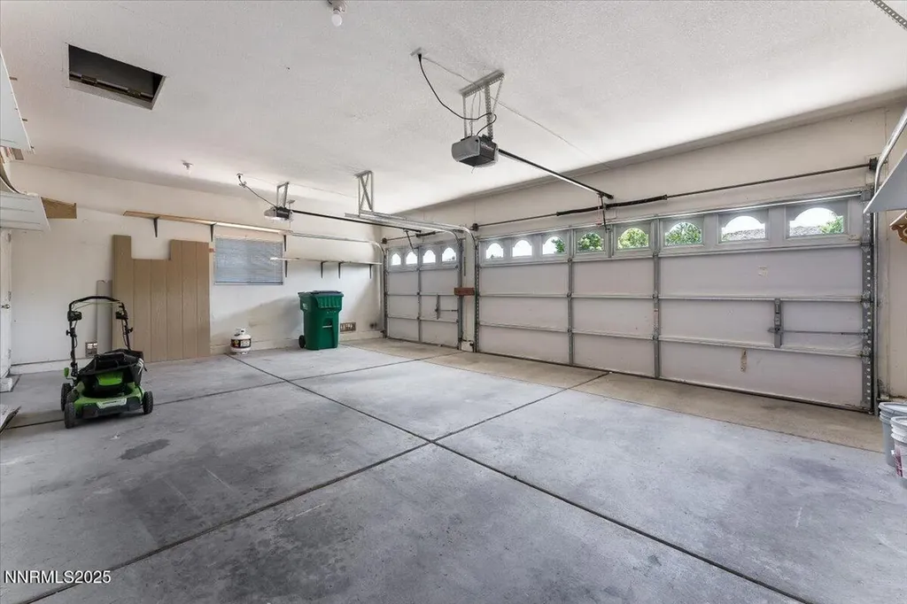 4755 Vista Mountain Sparks NV 89436