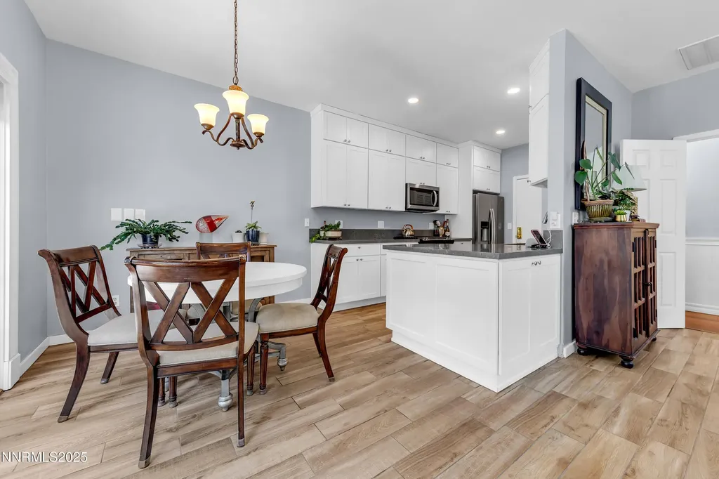 4315 Leeward Reno NV 89502