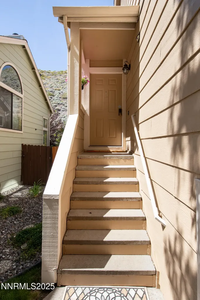 4315 Leeward Reno NV 89502
