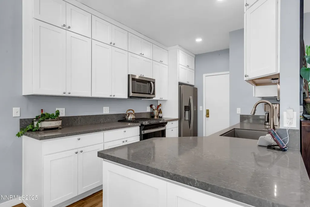 4315 Leeward Reno NV 89502