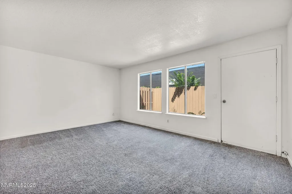 1560 Steven Sparks NV 89431