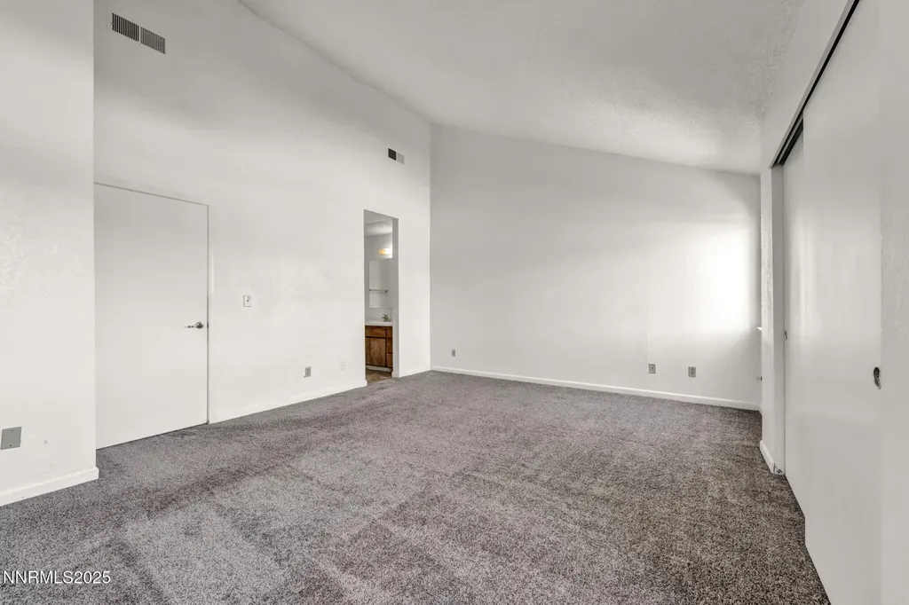 1560 Steven Sparks NV 89431