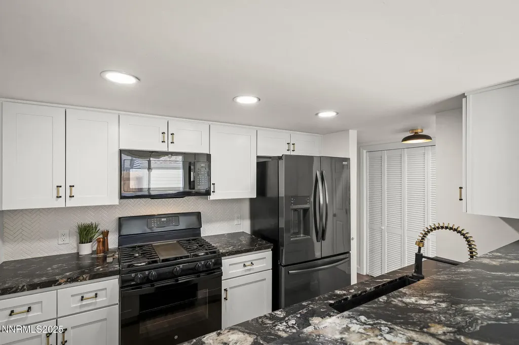 13928 Lear Reno NV 89506