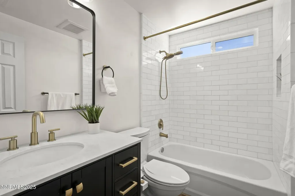 13928 Lear Reno NV 89506
