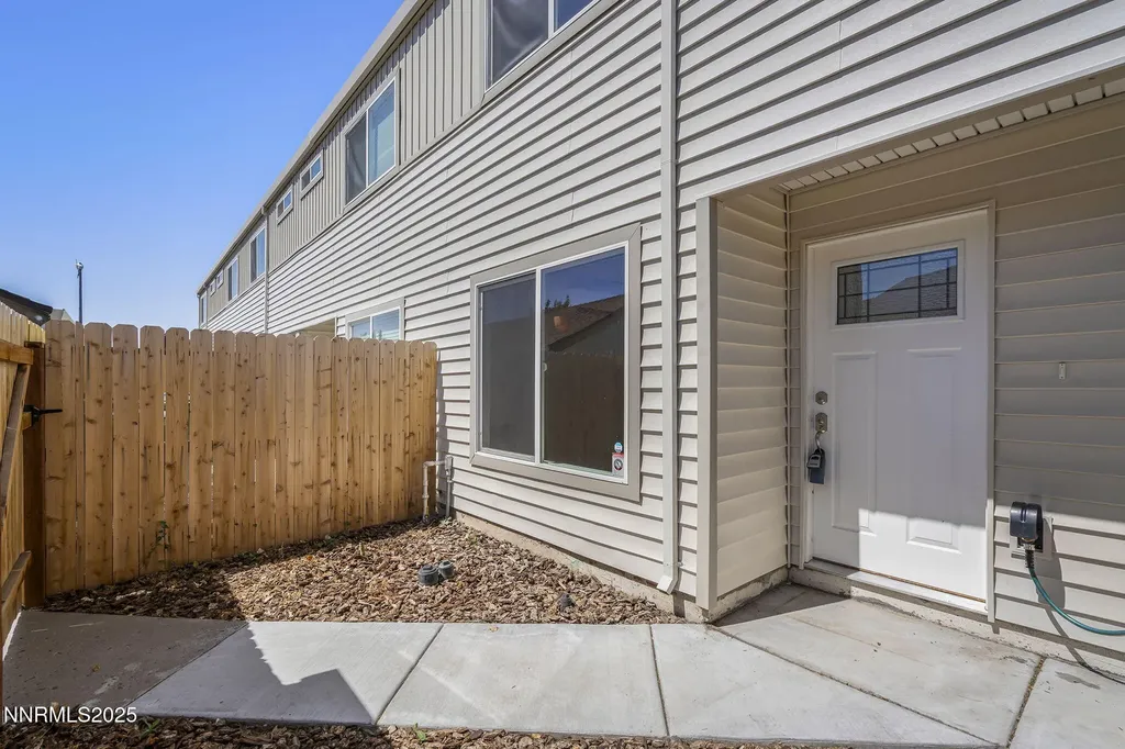 13928 Lear Reno NV 89506