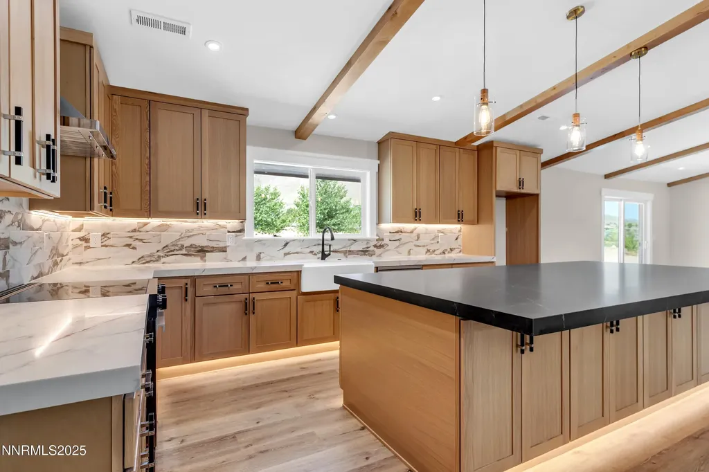 160 Shetland Reno NV 89508