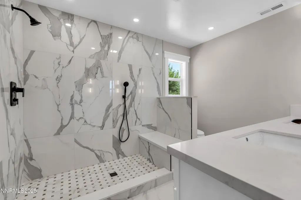 160 Shetland Reno NV 89508
