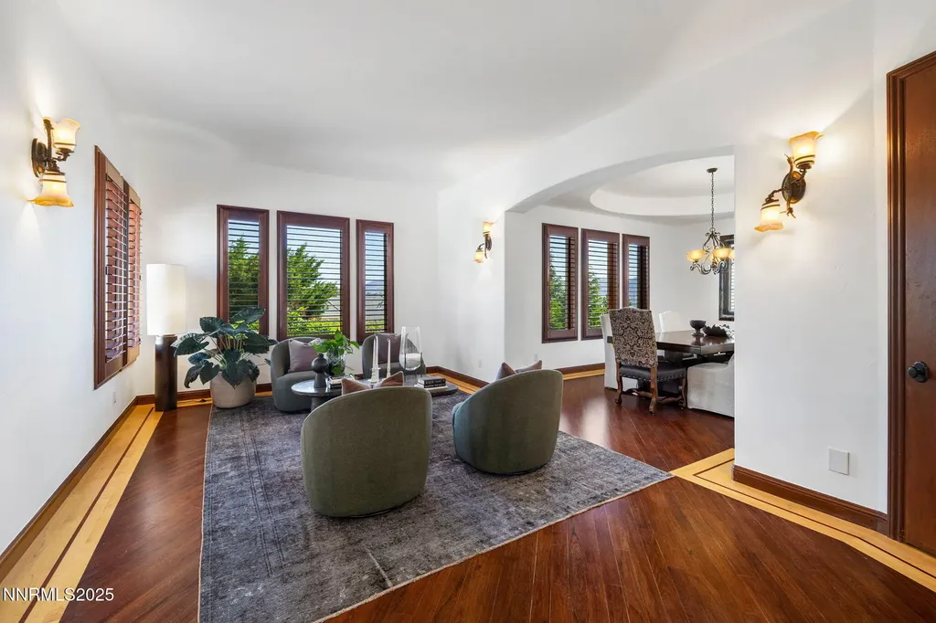 12900 Silver Wolf Reno NV 89511