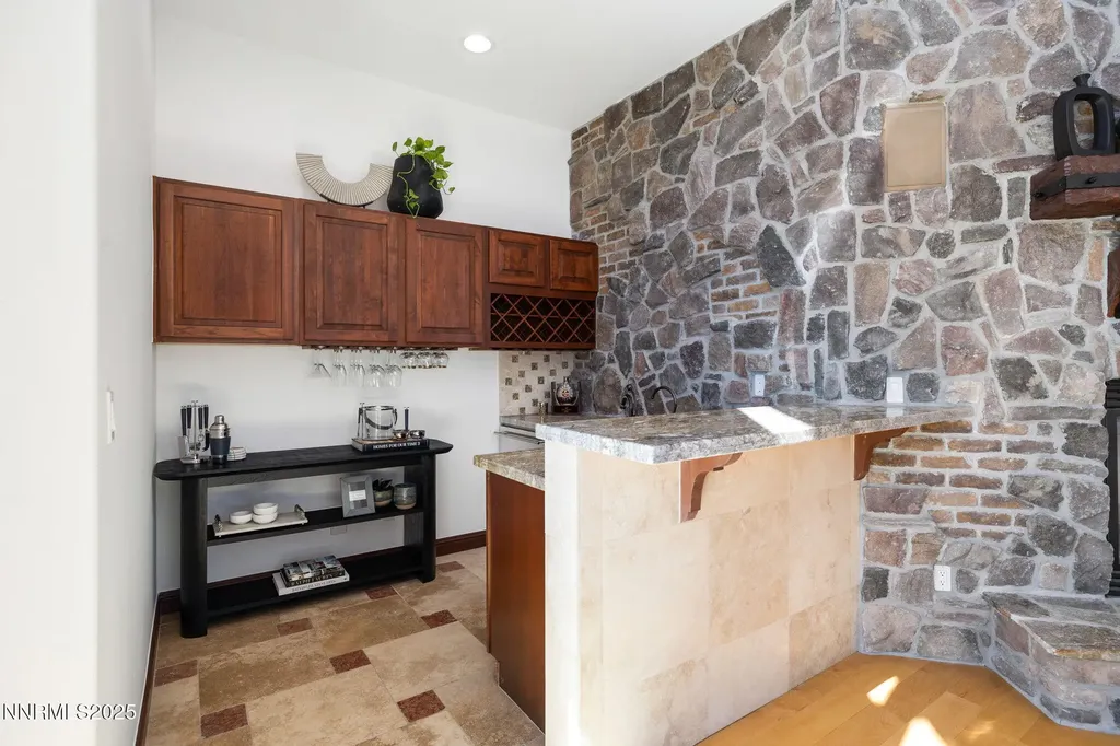 12900 Silver Wolf Reno NV 89511