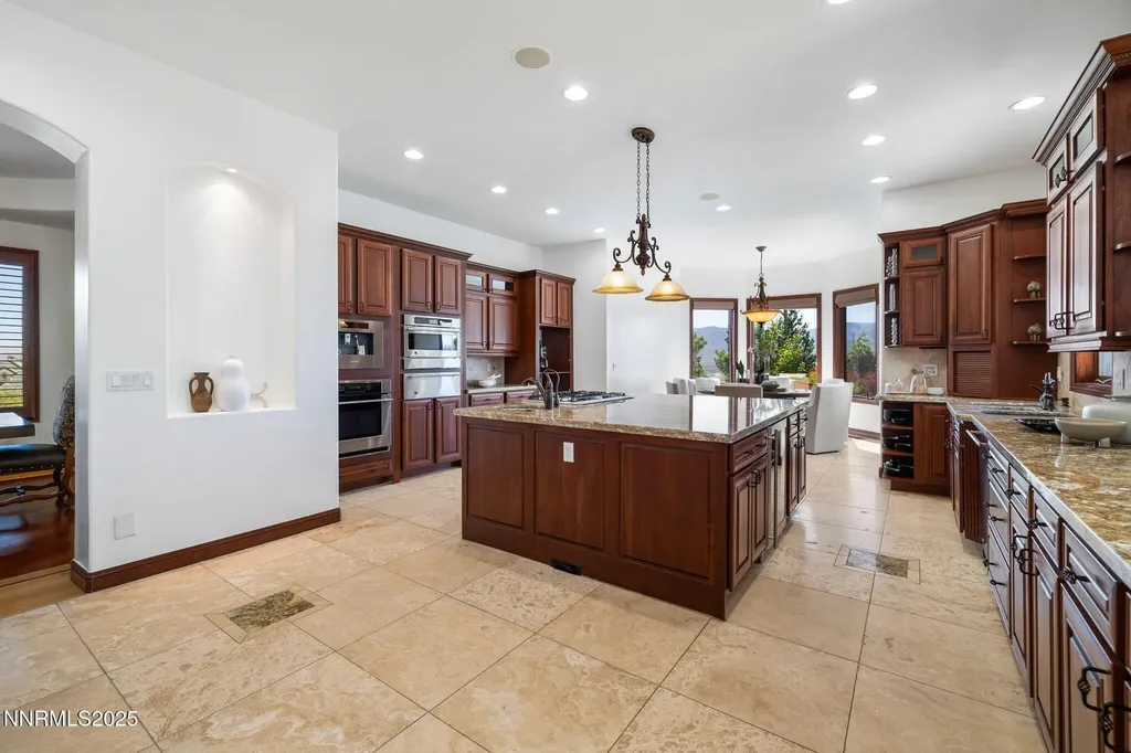 12900 Silver Wolf Reno NV 89511