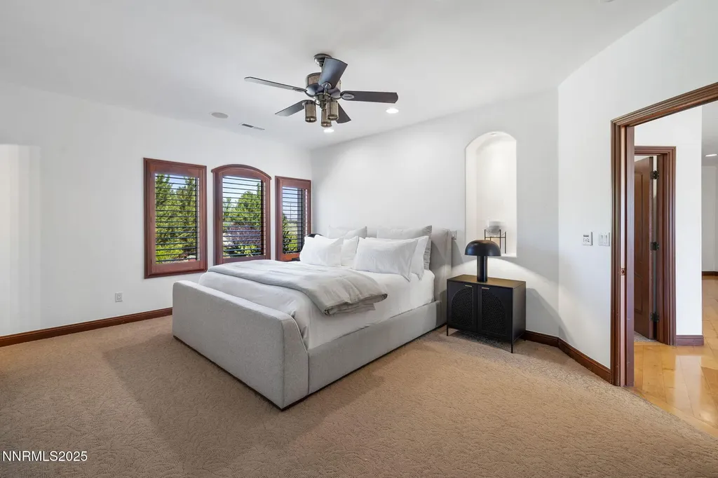 12900 Silver Wolf Reno NV 89511