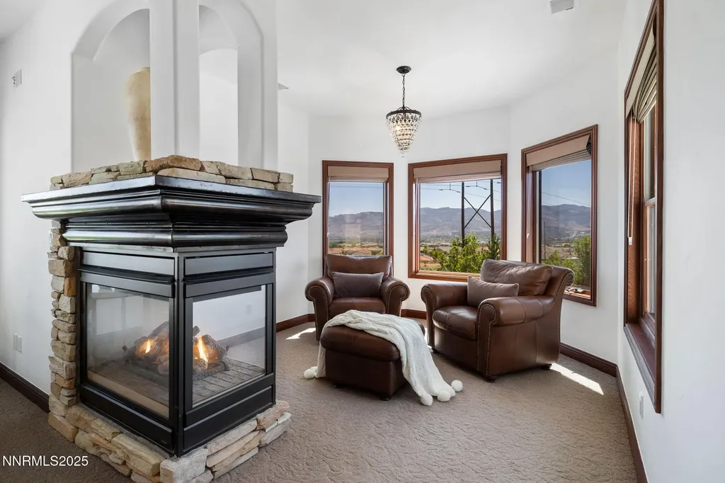12900 Silver Wolf Reno NV 89511