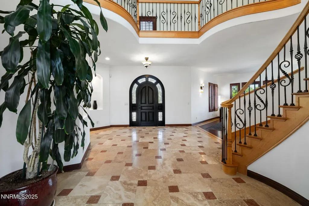 12900 Silver Wolf Reno NV 89511