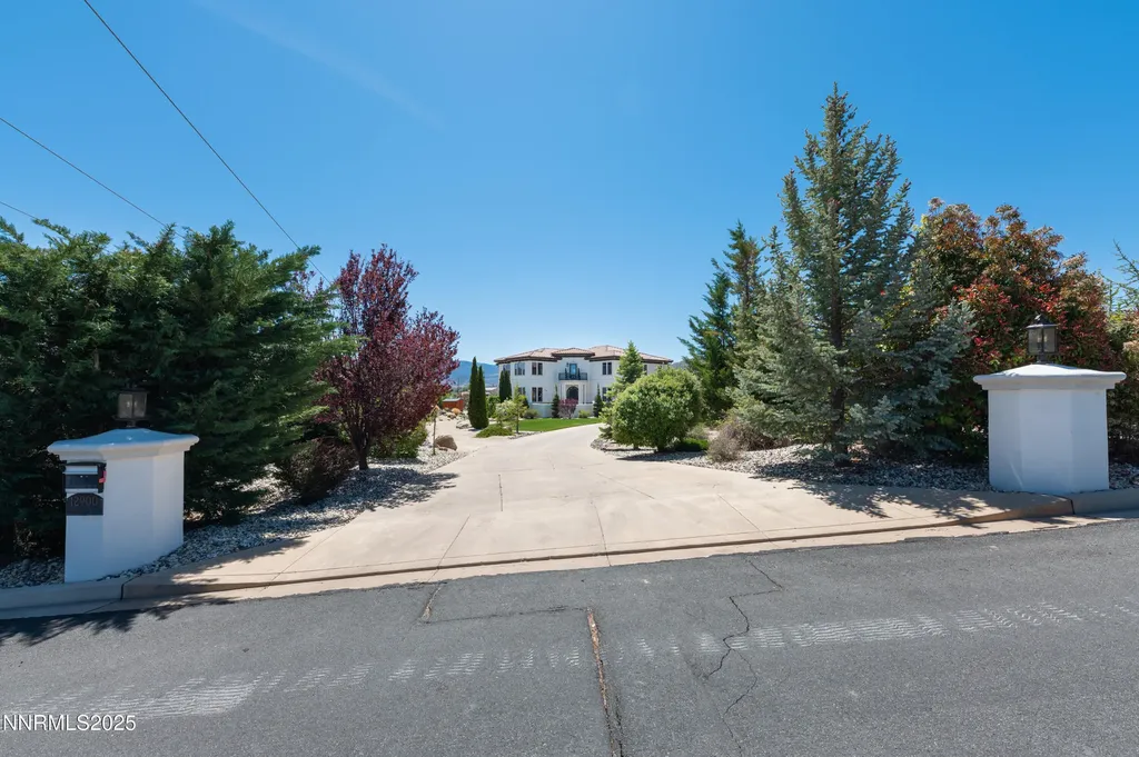 12900 Silver Wolf Reno NV 89511