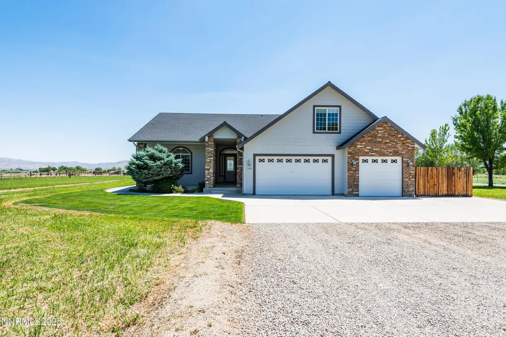 544 Upper Colony Wellington NV 89444
