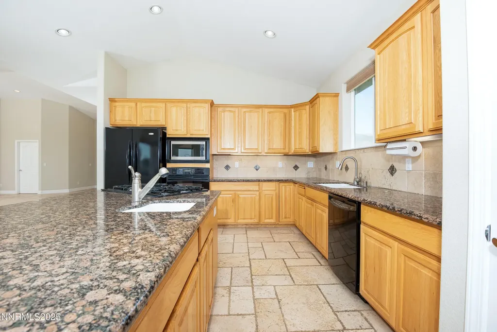 544 Upper Colony Wellington NV 89444