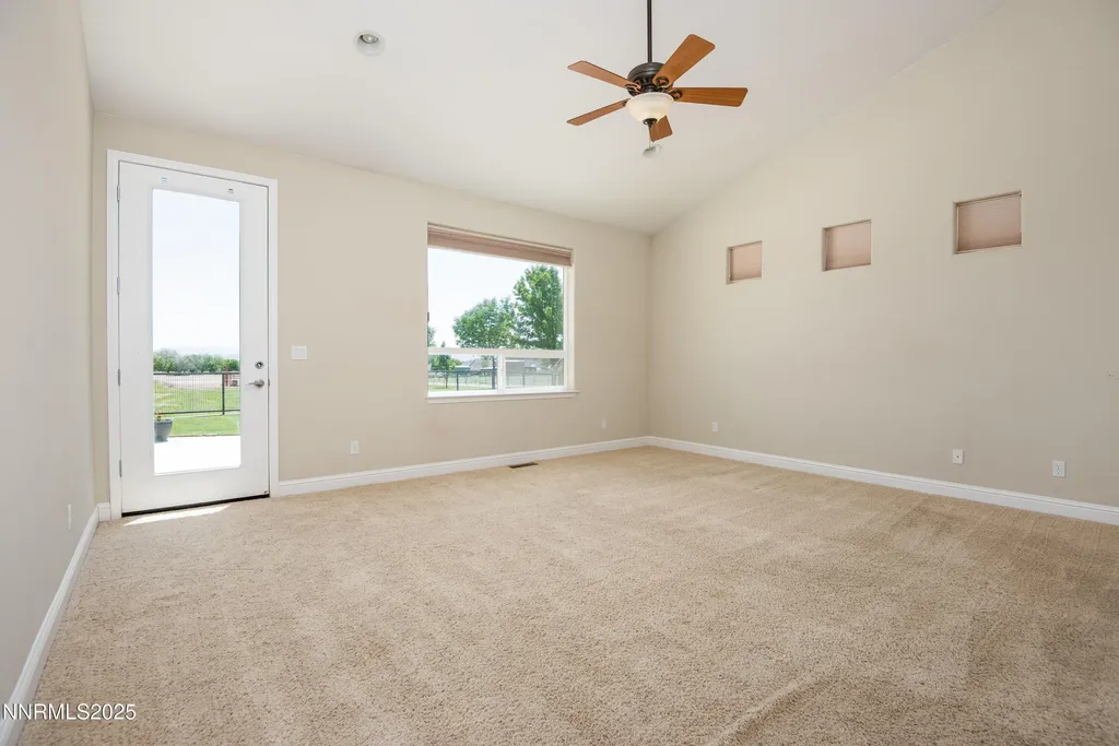 544 Upper Colony Wellington NV 89444