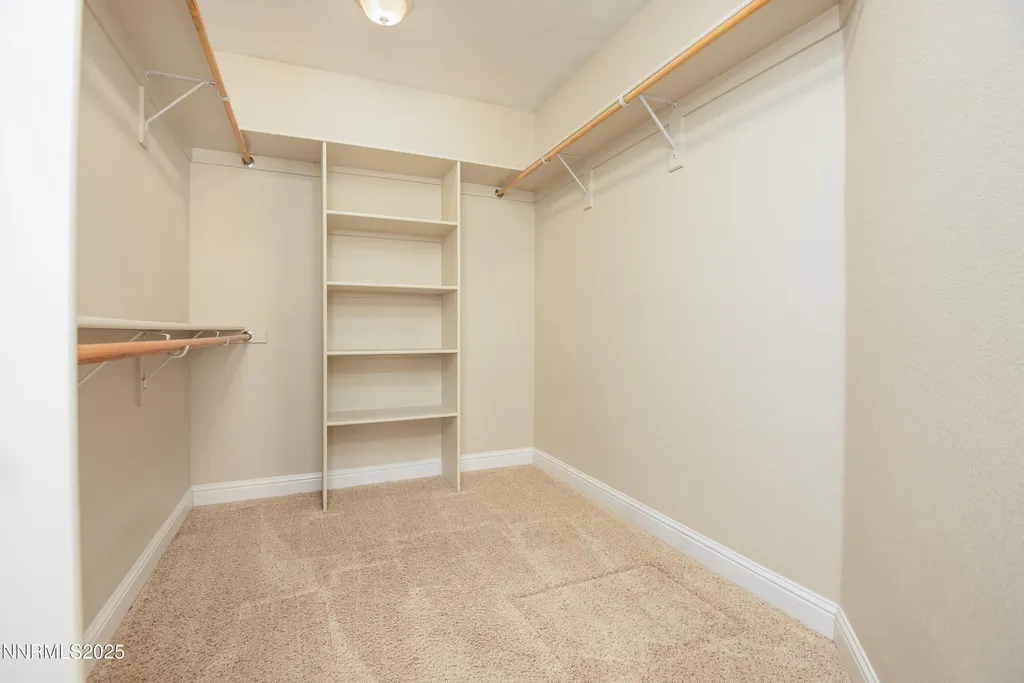 544 Upper Colony Wellington NV 89444