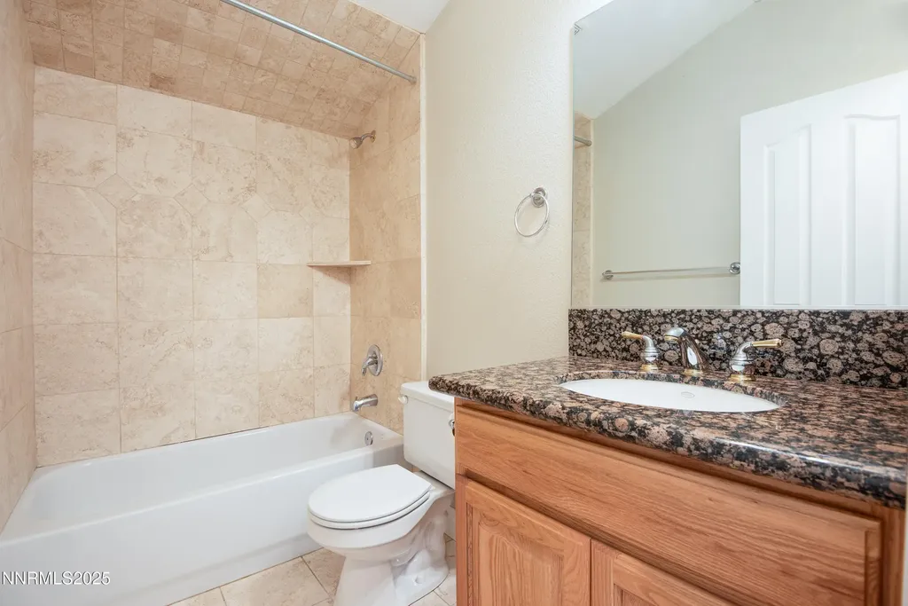 544 Upper Colony Wellington NV 89444