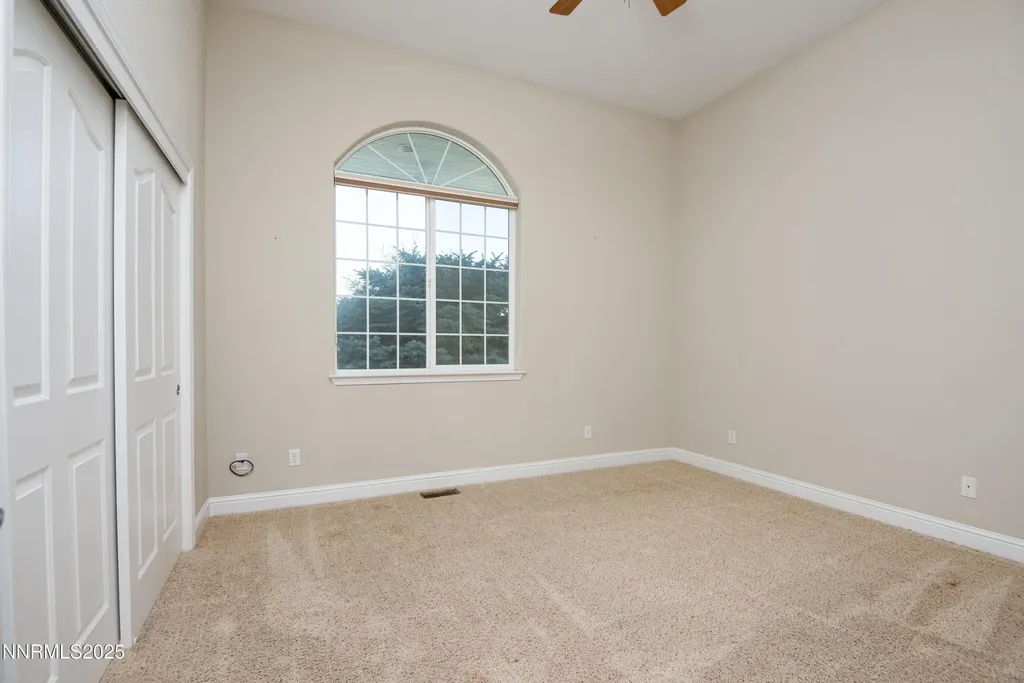 544 Upper Colony Wellington NV 89444