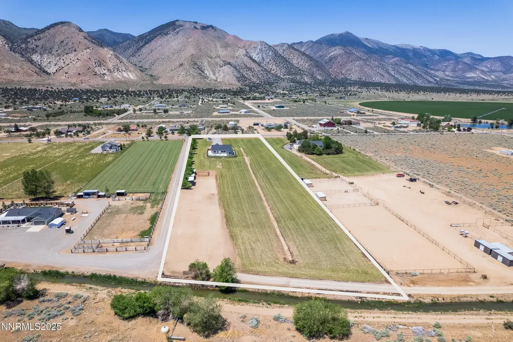 544 Upper Colony Wellington NV 89444