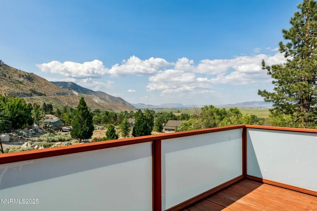 1299 Kingsbury Grade Gardnerville NV 89460