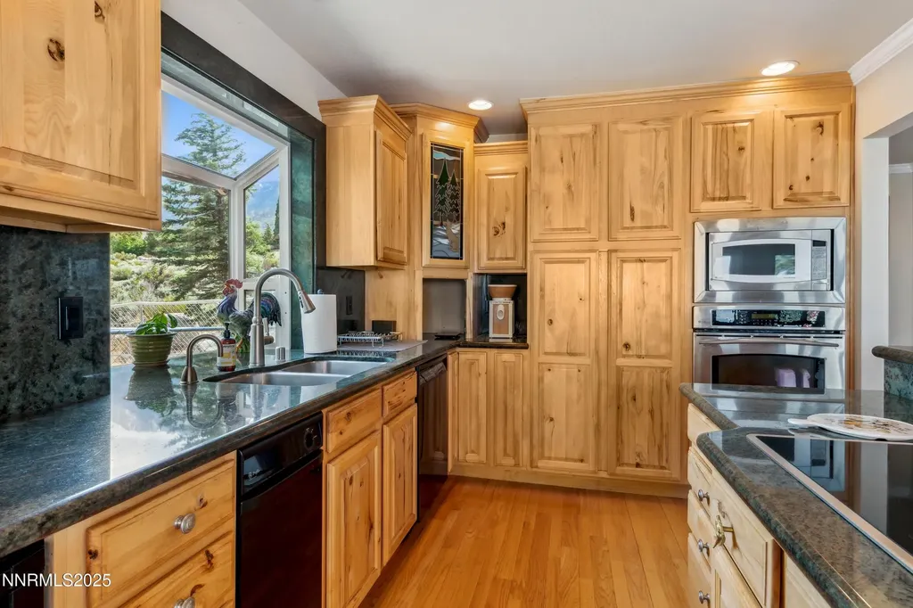 1299 Kingsbury Grade Gardnerville NV 89460