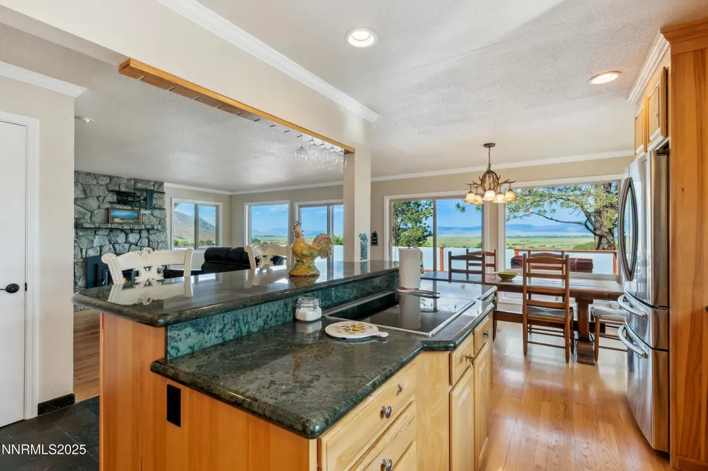 1299 Kingsbury Grade Gardnerville NV 89460