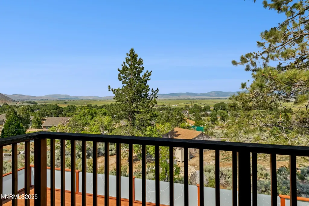 1299 Kingsbury Grade Gardnerville NV 89460