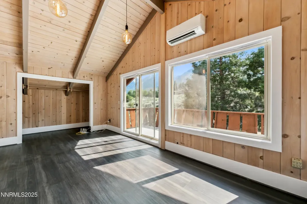 1299 Kingsbury Grade Gardnerville NV 89460
