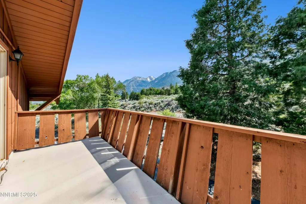 1299 Kingsbury Grade Gardnerville NV 89460