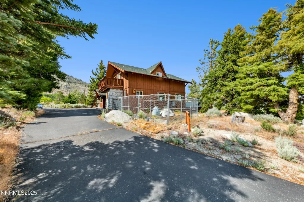 1299 Kingsbury Grade Gardnerville NV 89460