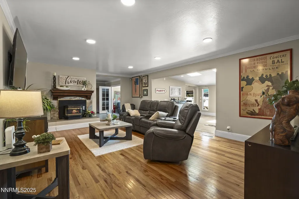 2195 Plumb Reno NV 89509