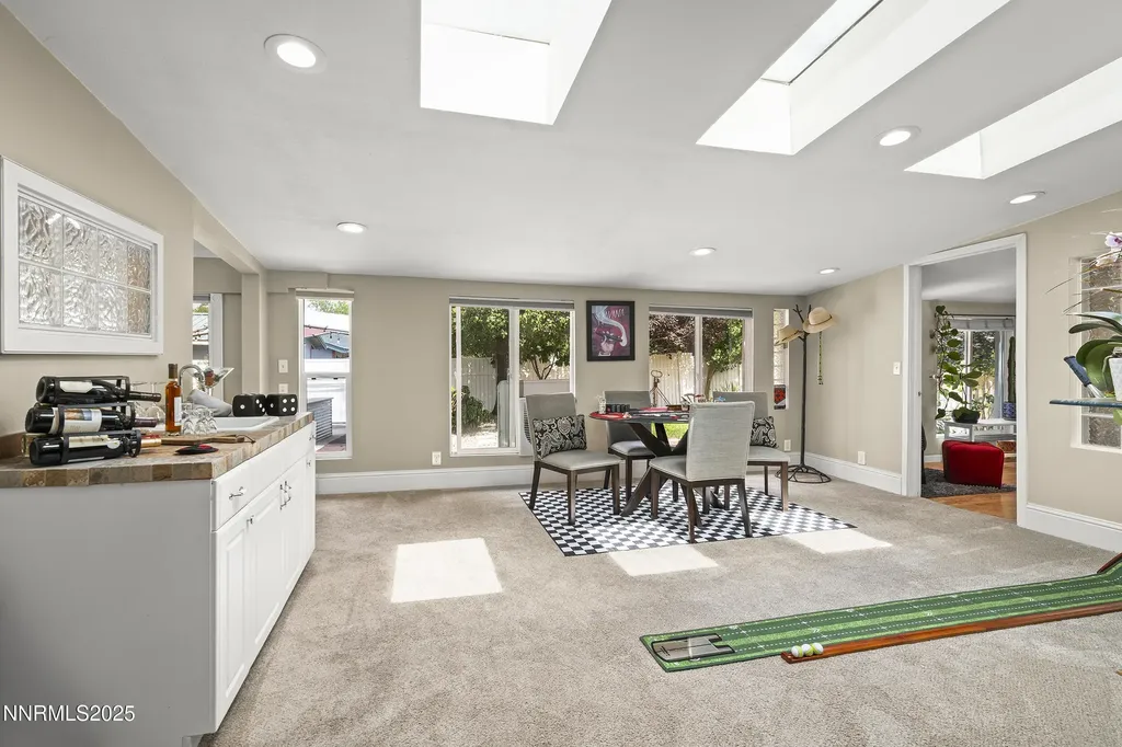 2195 Plumb Reno NV 89509