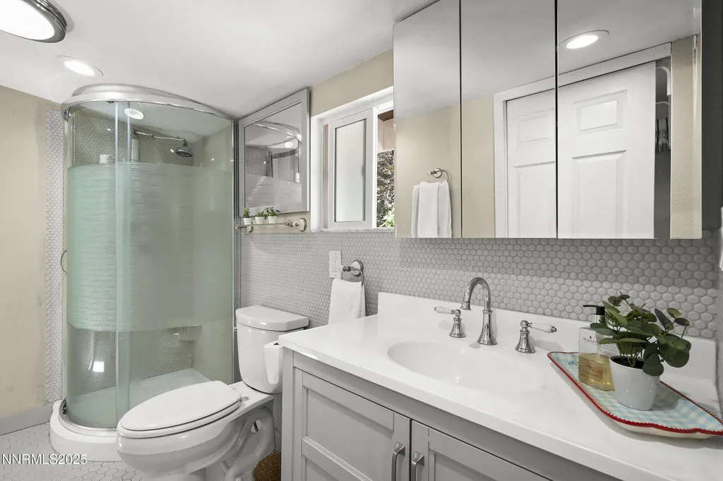 2195 Plumb Reno NV 89509