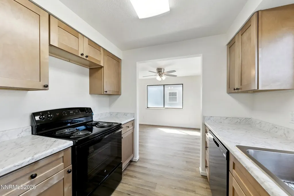 718 Travis Carson City NV 89701
