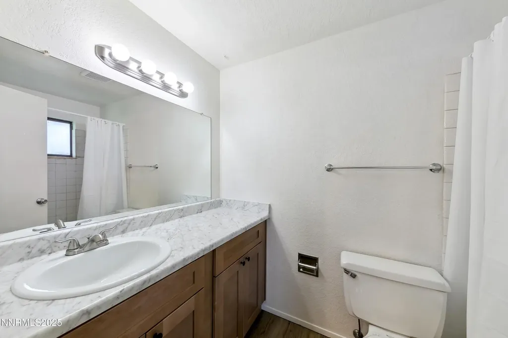 718 Travis Carson City NV 89701