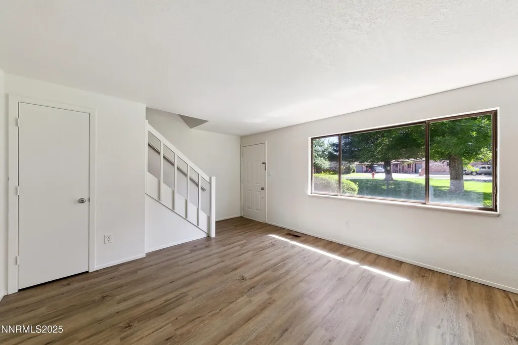 718 Travis Carson City NV 89701