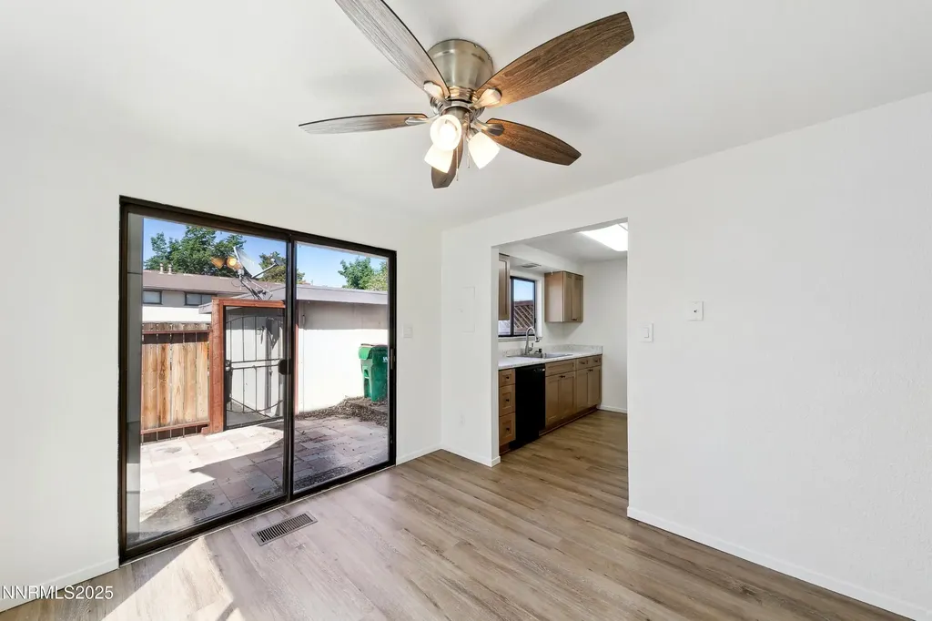 718 Travis Carson City NV 89701