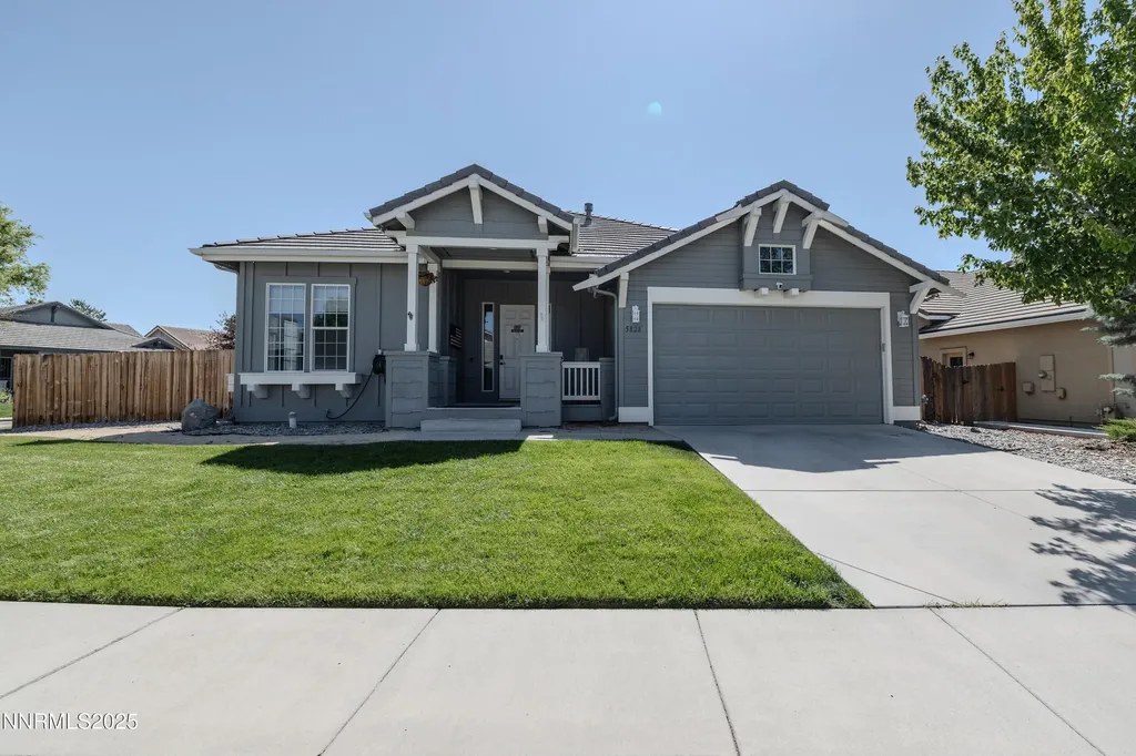 5828 Desert Mirage Sparks NV 89436