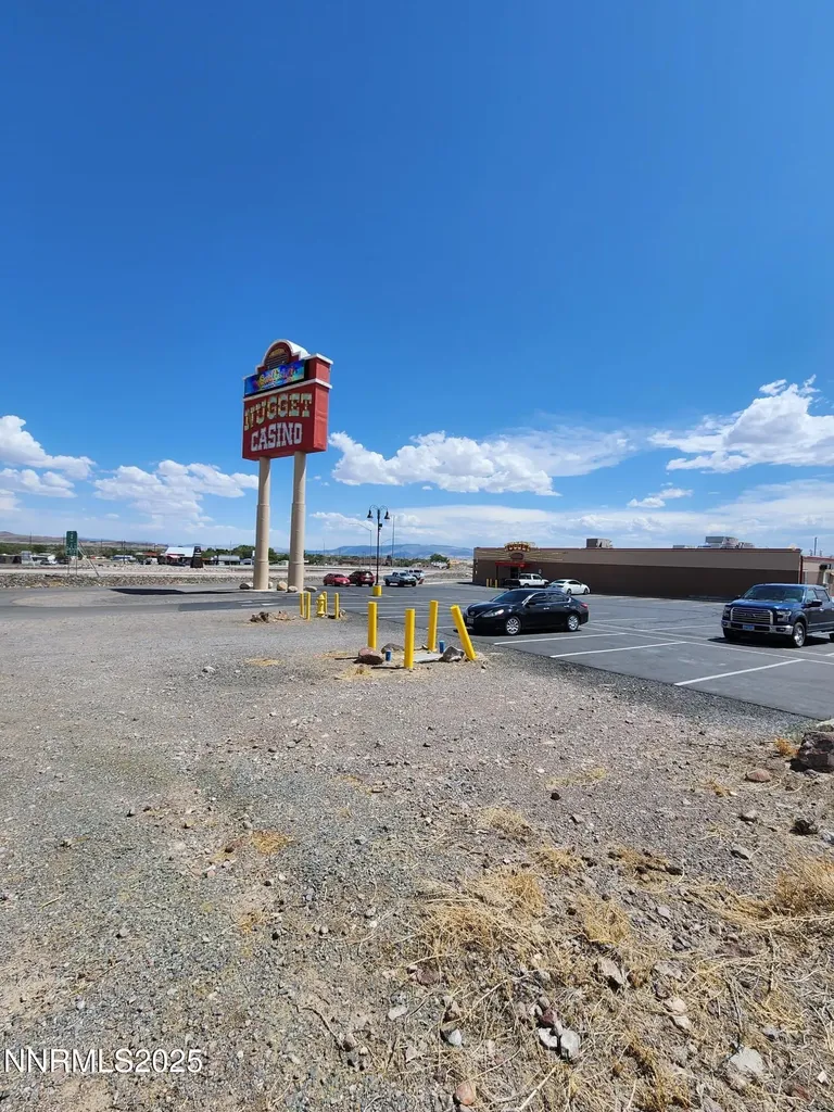 1295 Ranchito Silver Springs NV 89429