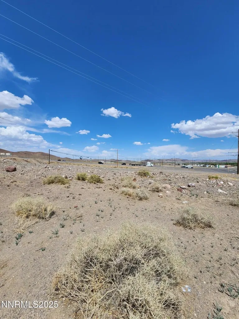 1295 Ranchito Silver Springs NV 89429