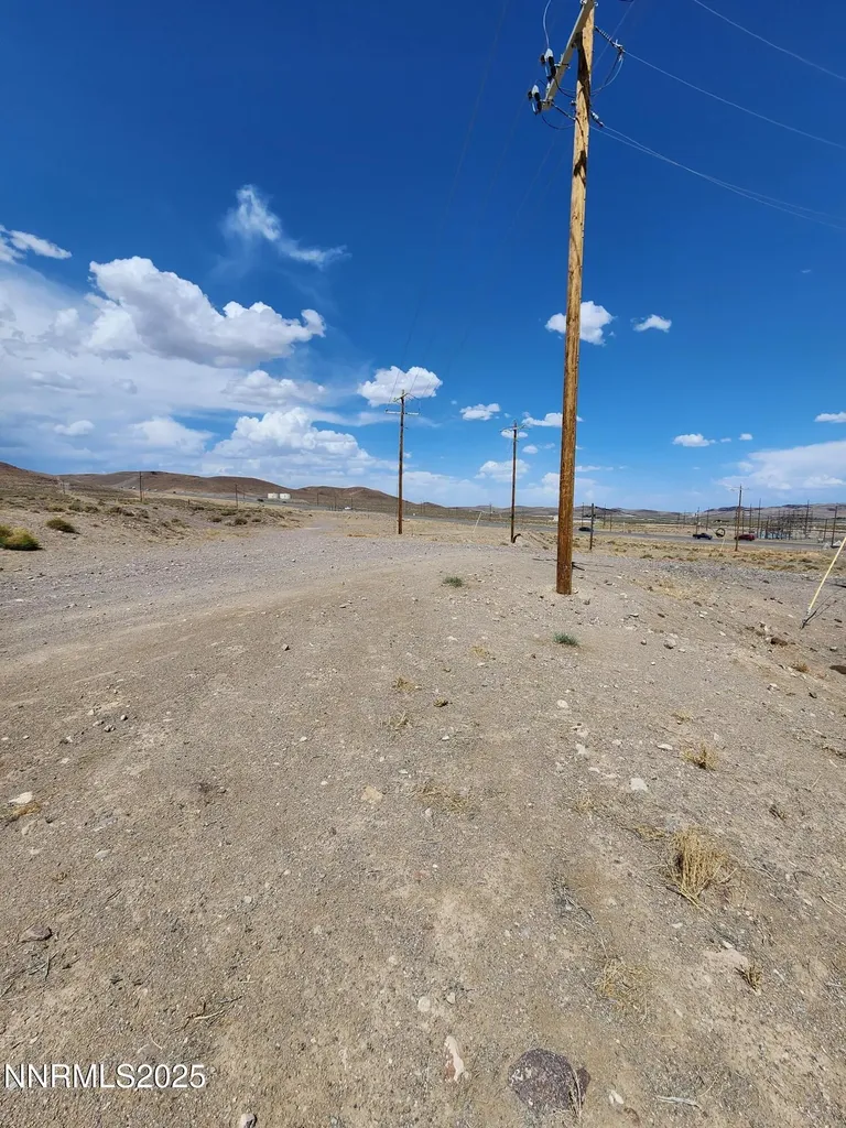 1295 Ranchito Silver Springs NV 89429