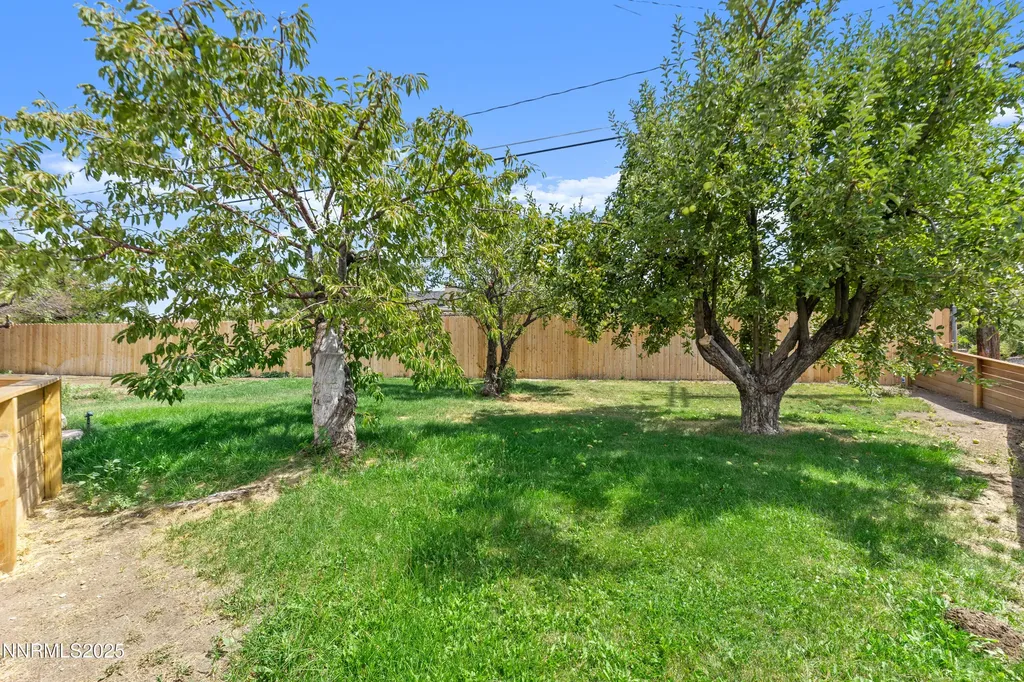 2560 Solari Reno NV 89509